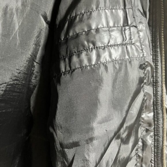 GUESS Black Puffer Bomber Jacket Men’s Size L Hooded Faux Leather Trim - Picture 4 of 14